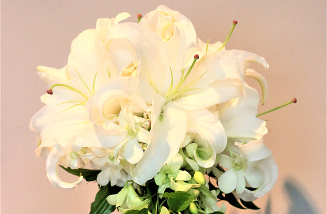 キャスケードブーケ　ホワイト